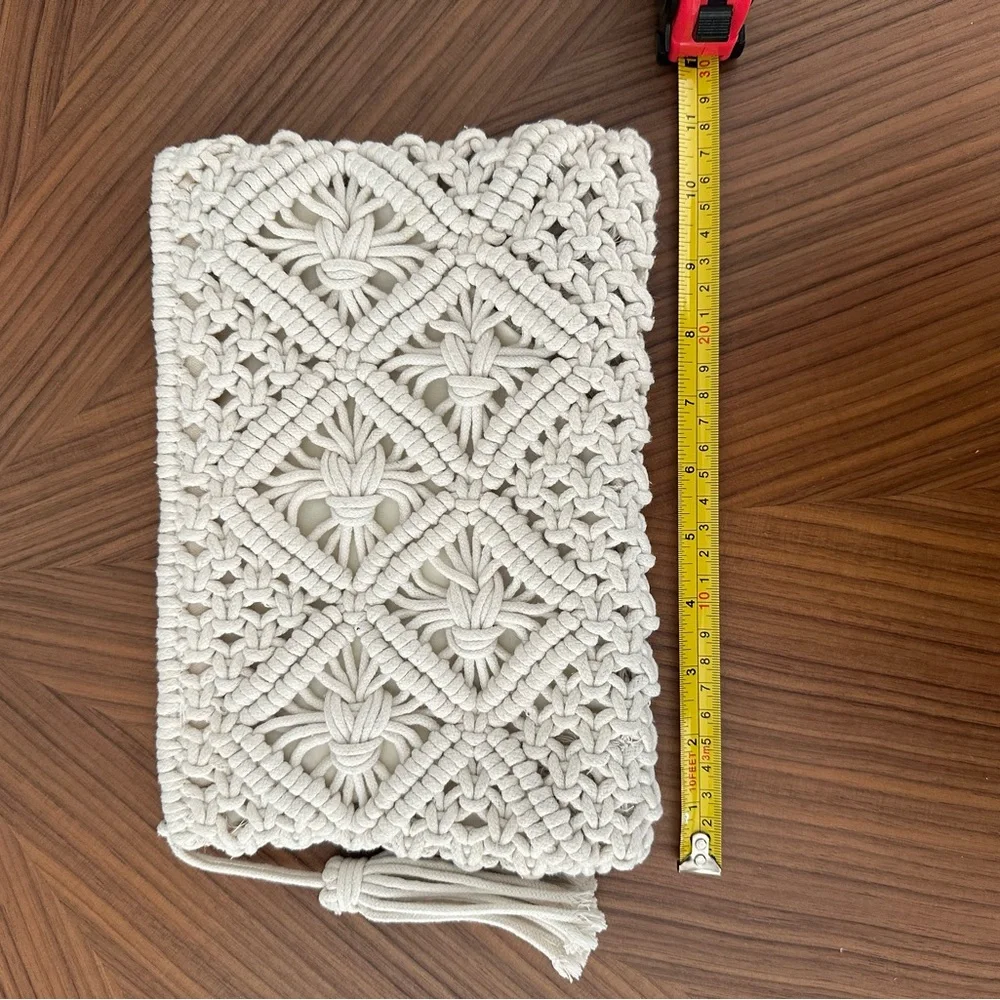 Handmade Macramé Clutch with Tassel - Picture 3 of 5